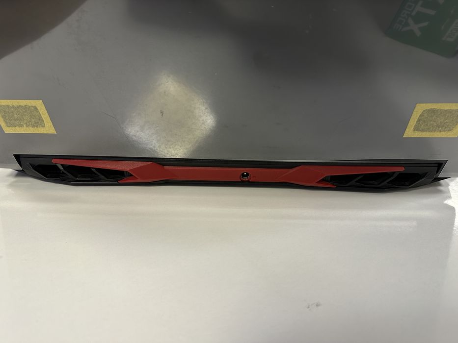 15.6” Acer Nitro 5 / Ryzen 5 4600H / 16GB RAM / 512GB SSD /GTX 1650 Ti