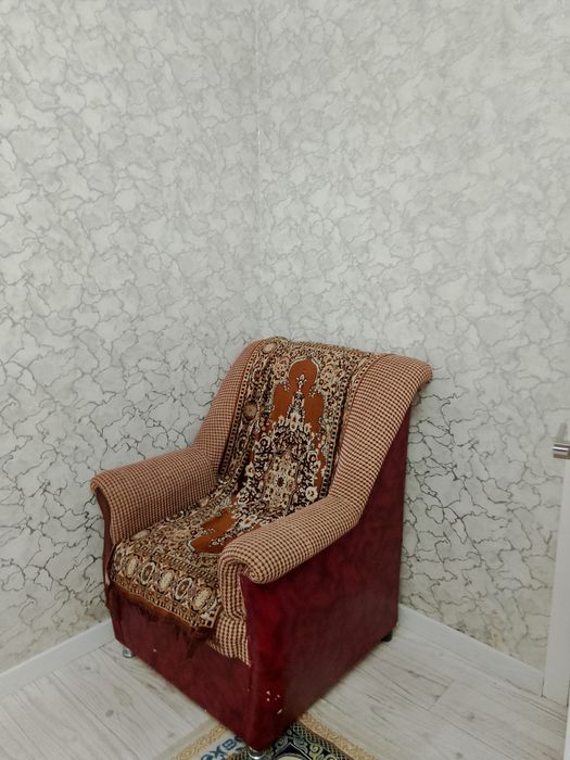Диван сатылады, бағасы келісімді