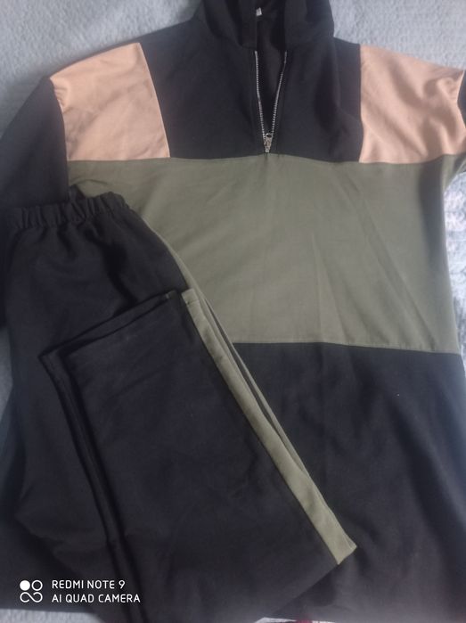 Женская спортивка