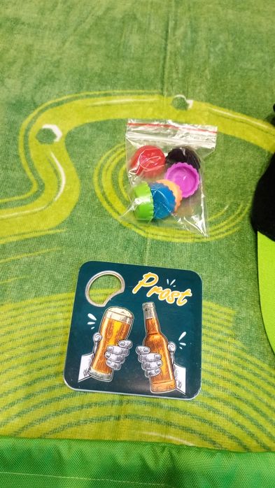 Комплект за феновете на бира ,,Tuborg,, или колекция