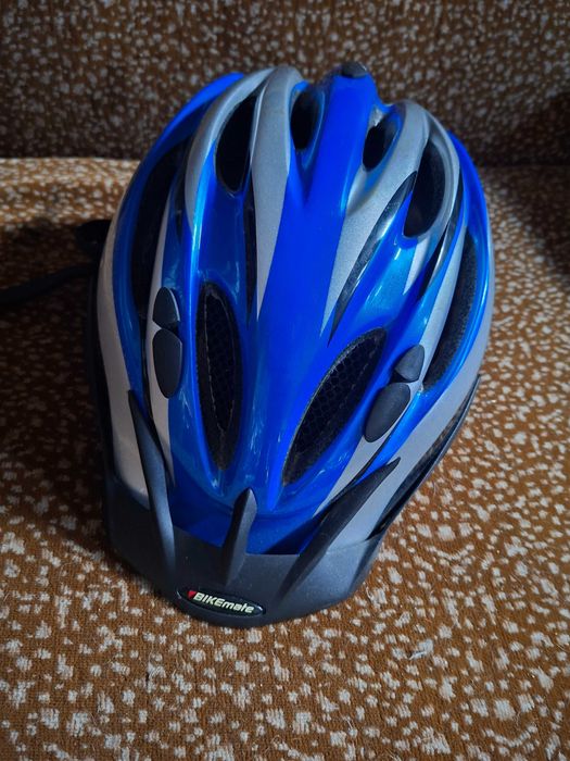 Каски и протектори