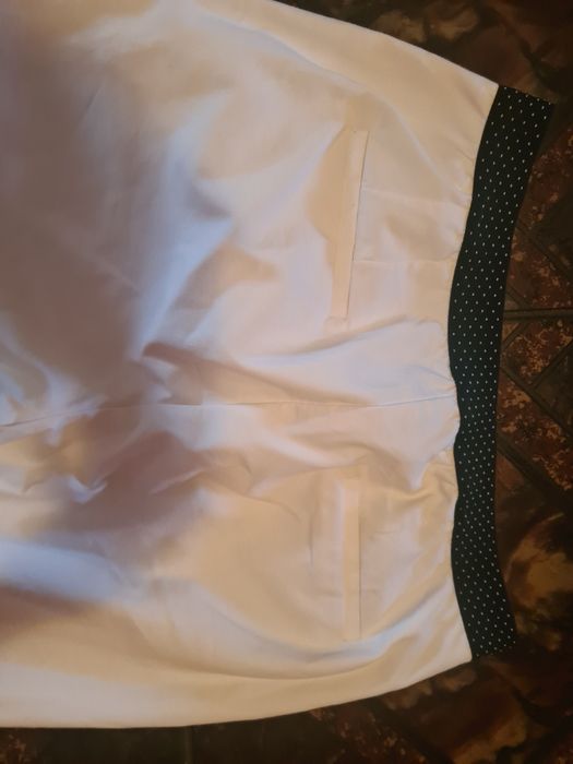 Pantaloni Zara mar xl la 60 lei Timișoara