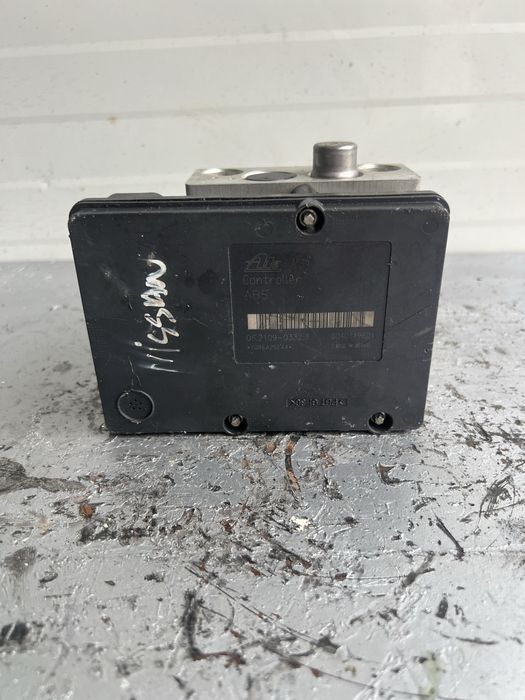 Pompa ABS Nissan Navara D40 00401196D1