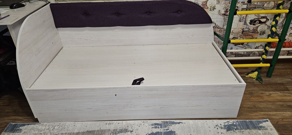 Продам кровать детскую 80×150