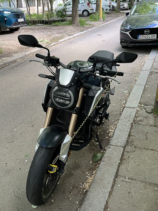Honda CB650R 2023