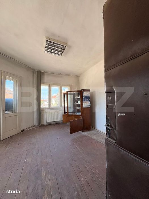 OCAZIE | Spatiu comercial cladire istorica 4 nivele/1200 mp!