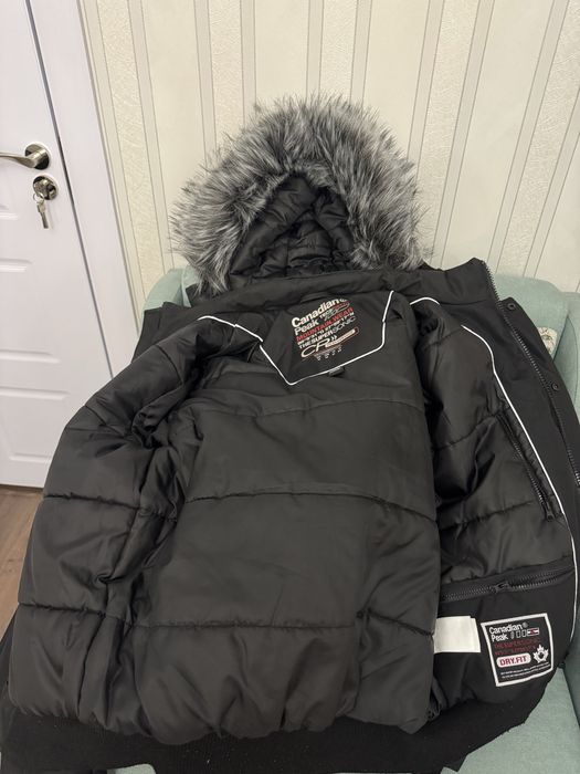Зимно яке с подплата и качулка