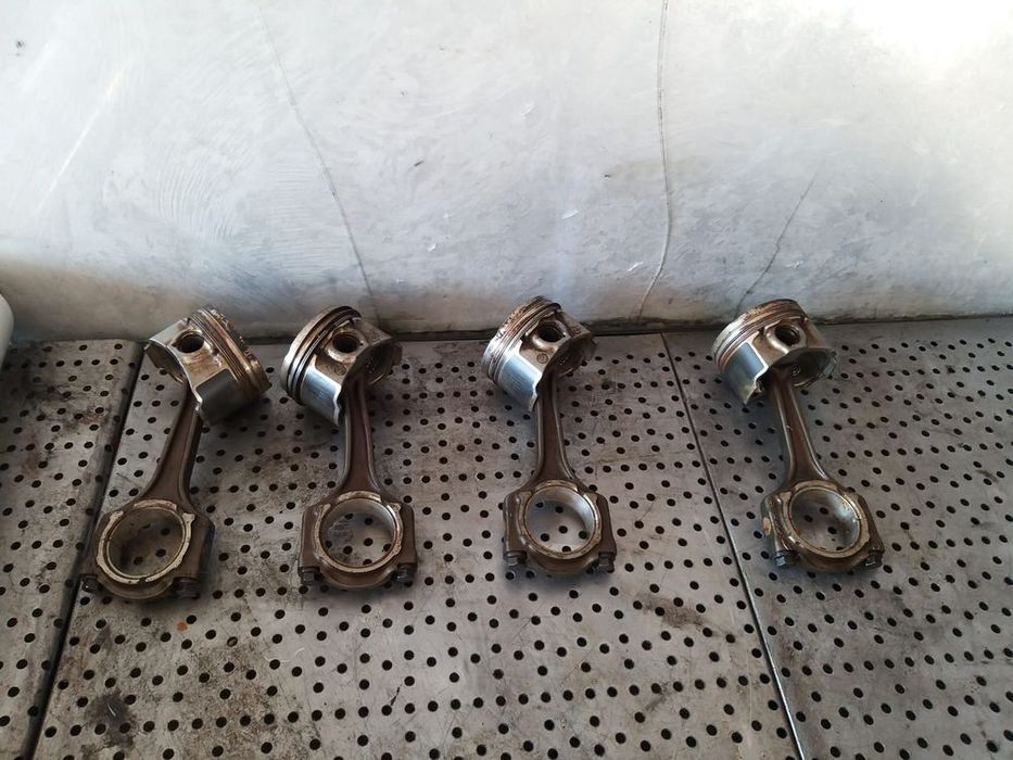 Piston cu biela 1.4 b alfa romeo giulietta 940