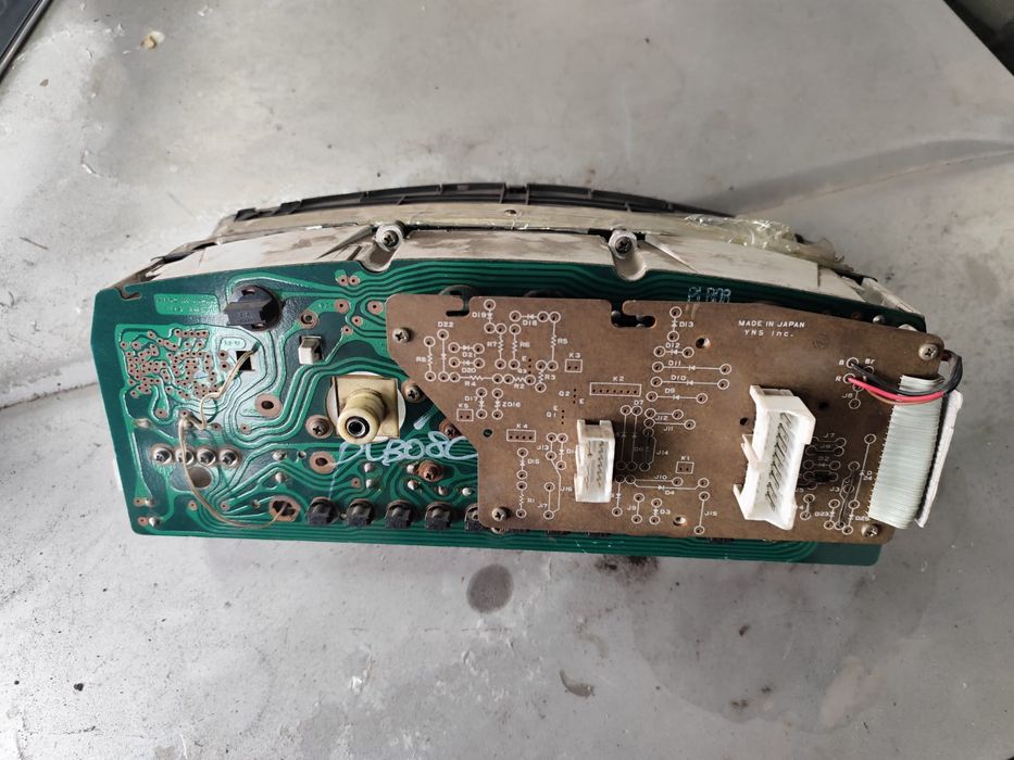 Щиток приборов Мазда 626