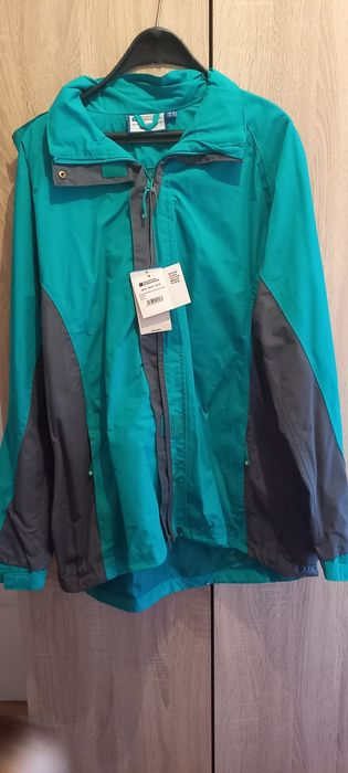 Чисто ново мъжко яке