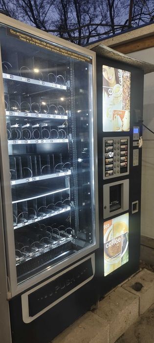 Снек,кофе аппарат