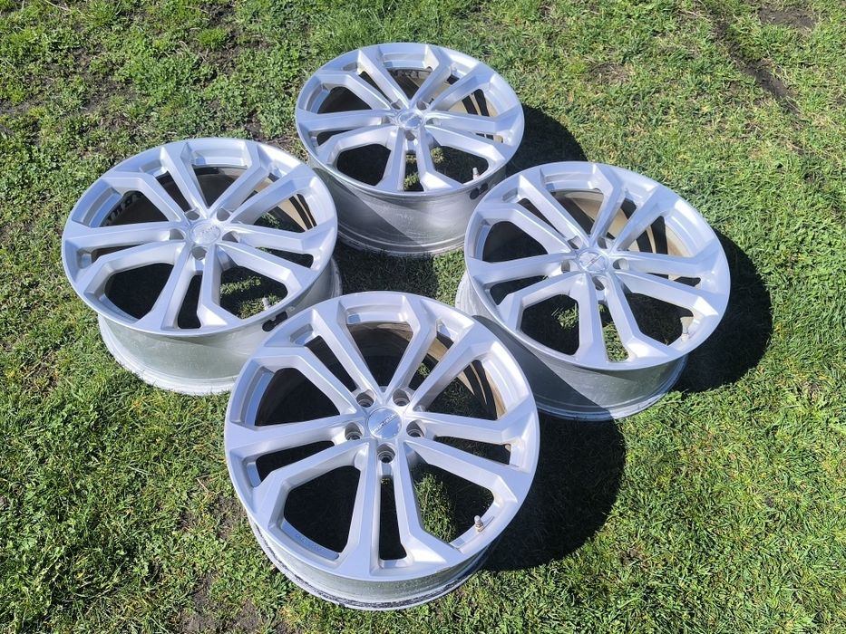 Dezent TA 20 цола джанти за Hyundai Mazda Nissan Honda 5x114.3