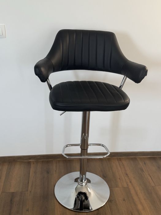 Vand scaun machiaj si lampa