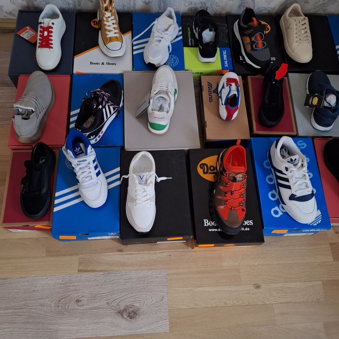 Lot de adidași noi