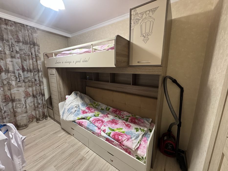 Продам шкаф-кровать со вторым ярусом без низа