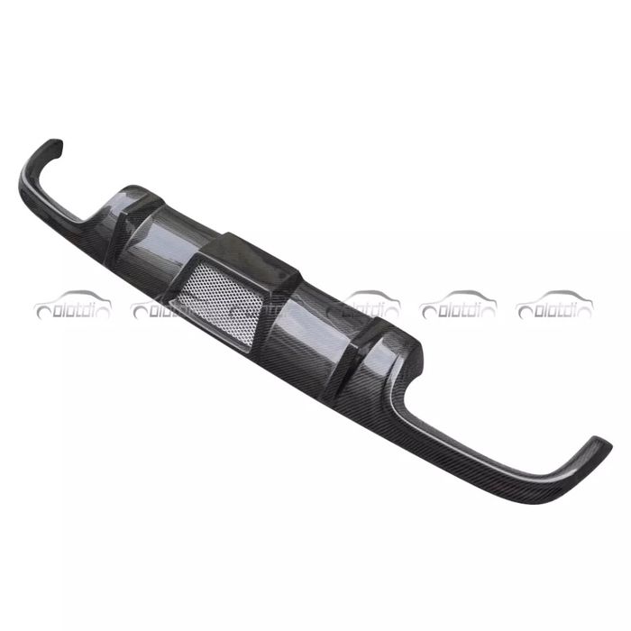 Заден спойлер от карбонови нишки за mercedes w219 CLS63 2007 до 2011