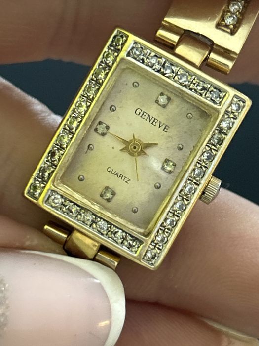 Часики женева 750