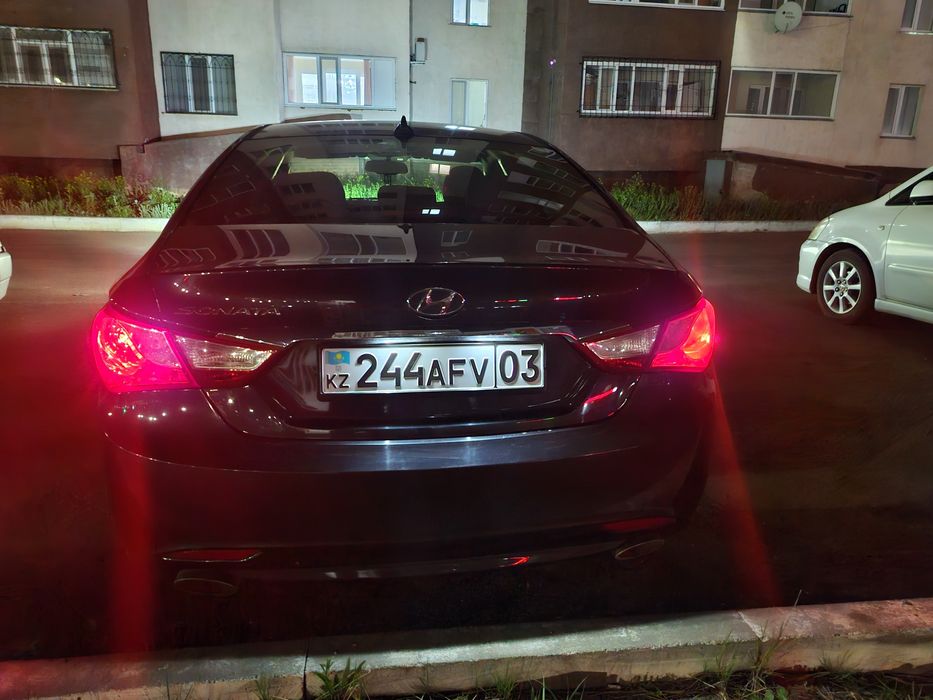 Продам Hyundai соната 2012 года