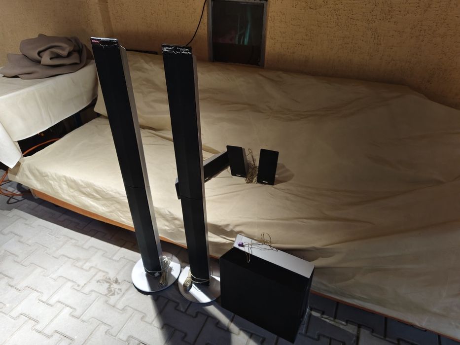 Колонки от домашнего кинотеатра