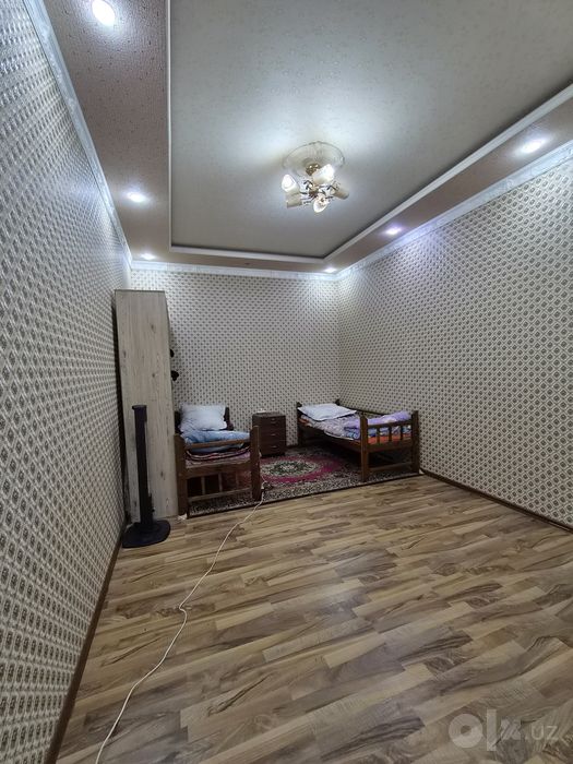 Аренда. 3 кишигача одам қўйилади. Уй эгаси бн турилади.