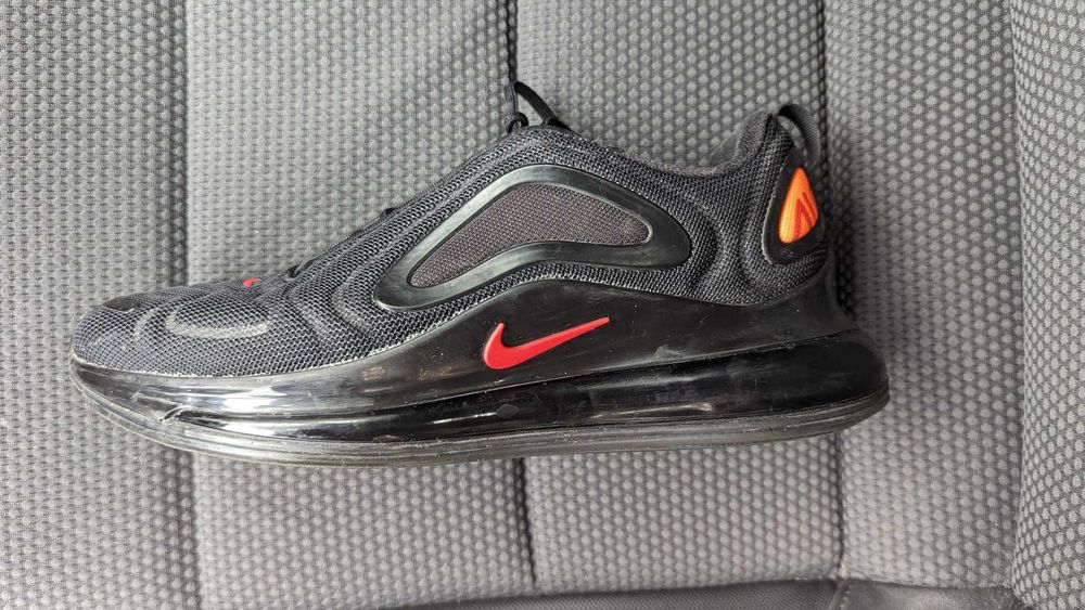 Reparatii adidasi perne de aer Nike Air Max 270 / 720 / Vapormax