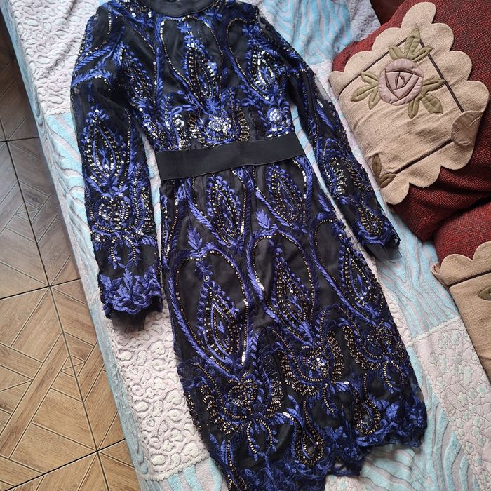 Нарядные платья на девушку 42 размер