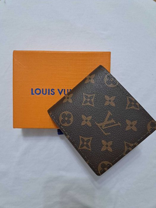 Portofel LV-calitativ