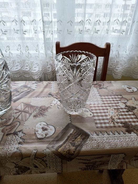 Продавам кристални вази