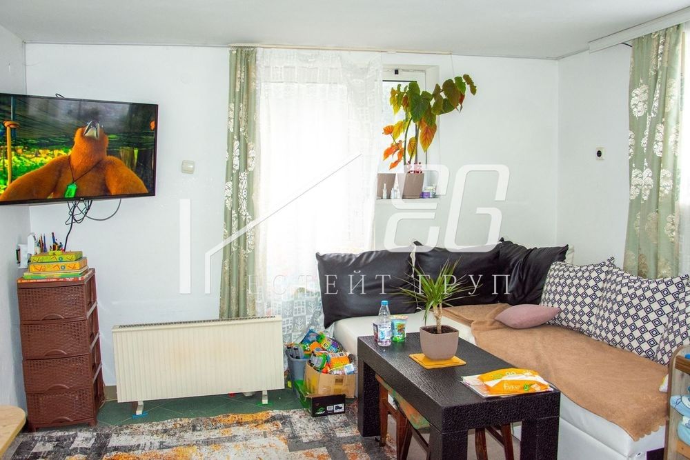 Етаж от къща в Варна-Аспарухово площ 68 цена 95000