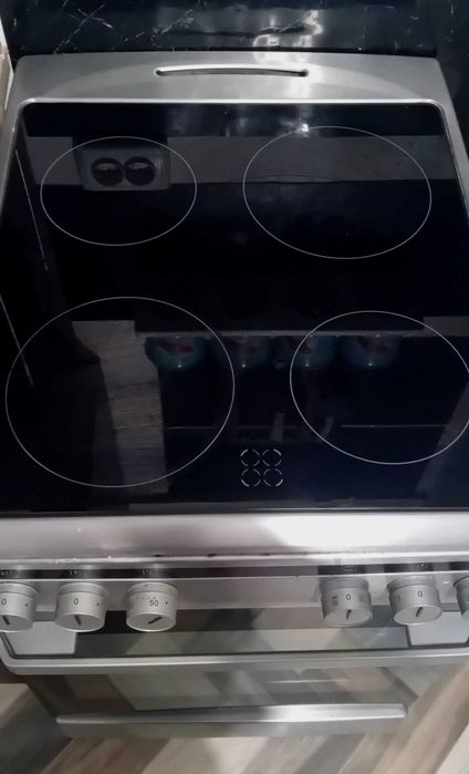 Продавам нов хладилник и други електроуреди