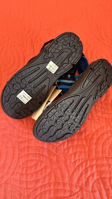 Детски Сандали нови, 38р