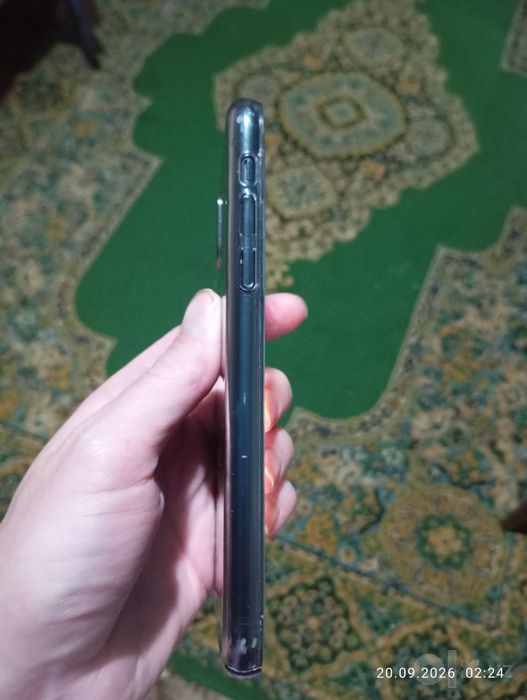 Продаю Apple iPhone XR.