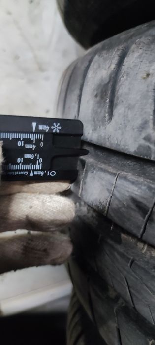 Продавам 4бр. Летни гуми 15"