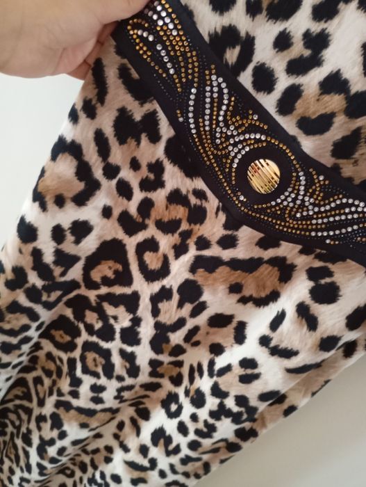 Платья вечерние длинные