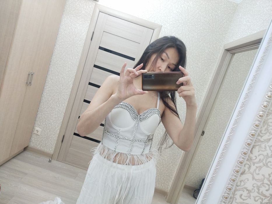 Топы со стразами