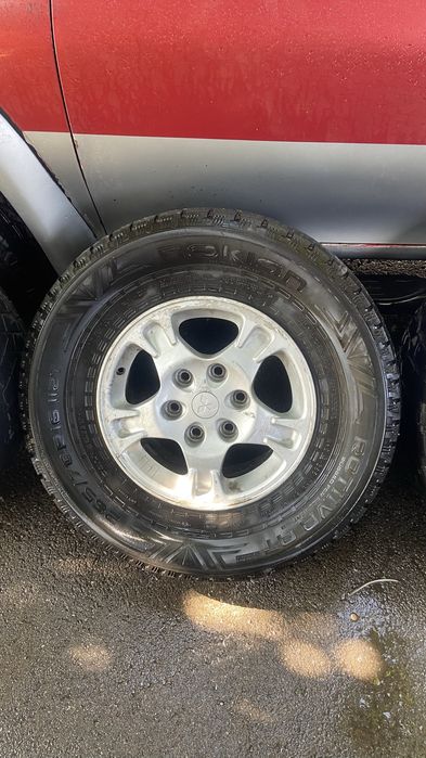 Колеса от поджеро 4