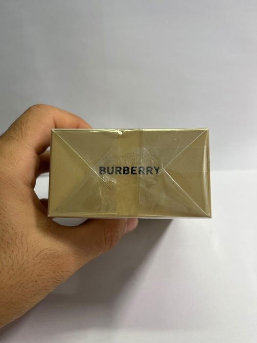 Парфюм Burberry Hero
