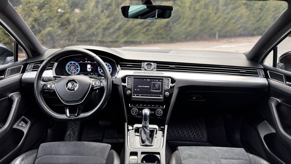 Volkswagen Passat//B8//GTE//AN 2016//Plug-in Hybrid PANORAMIC