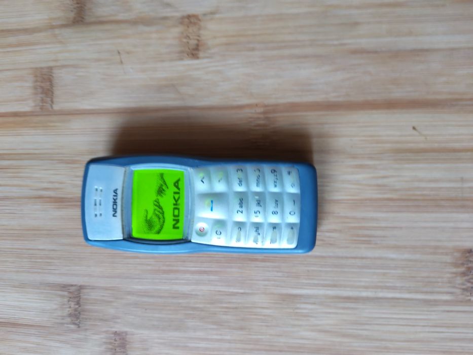 Nokia 1100 și Nokia 1112