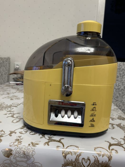 Соковыжималка Новый