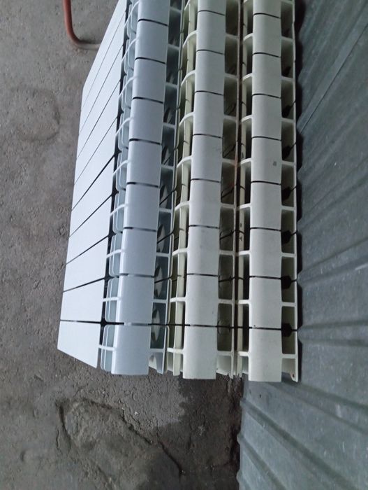 Продам радиаторы отопления.