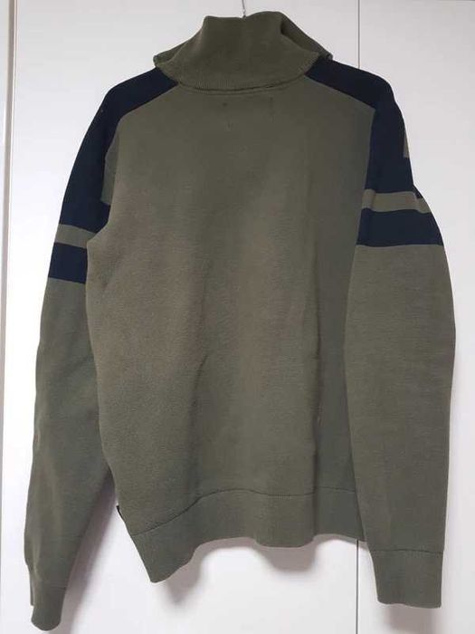 Pulover Indicode cu fermoar la gât. Mărime M, verde militar kaki army