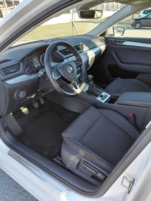 Skoda Superb 2.0 TDI 150cp