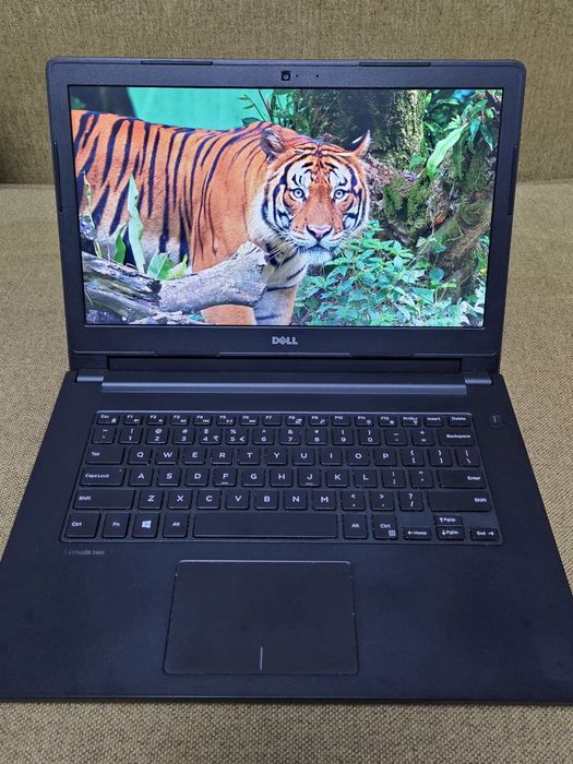 Laptop Dell Latitude 3460 i3, 8GB RAM, SSD, Baterie bună – Windows 10