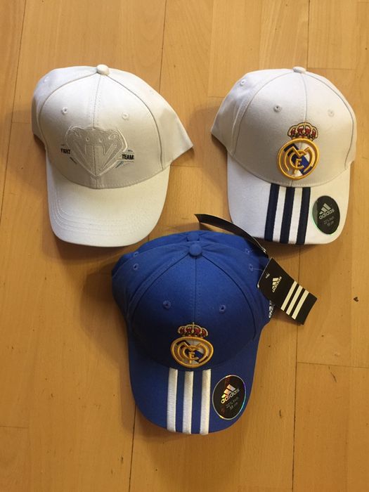 Новые кепки