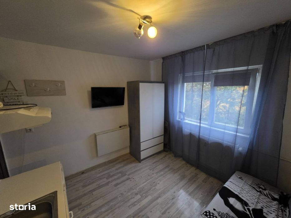 Proprietar inchiriez garsoniera zona Lipovei ,aproape de Iulius Town