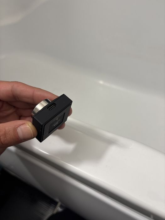 Ultrahuman Ring Air S09  Raw Titanium+ Charging Dock