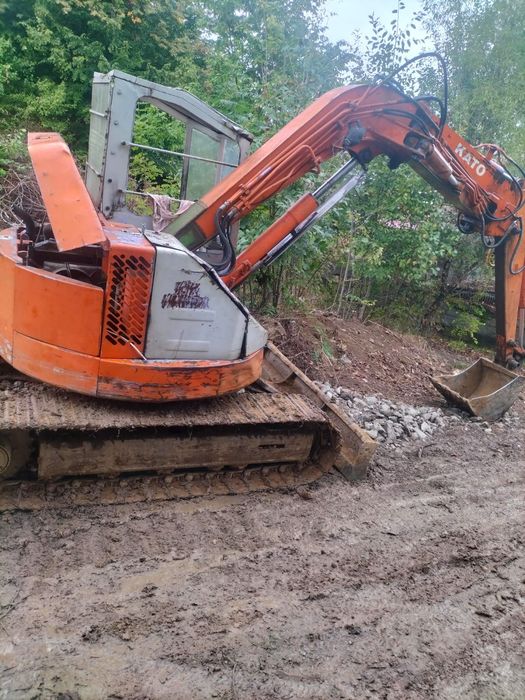 Vând excavator Kato
