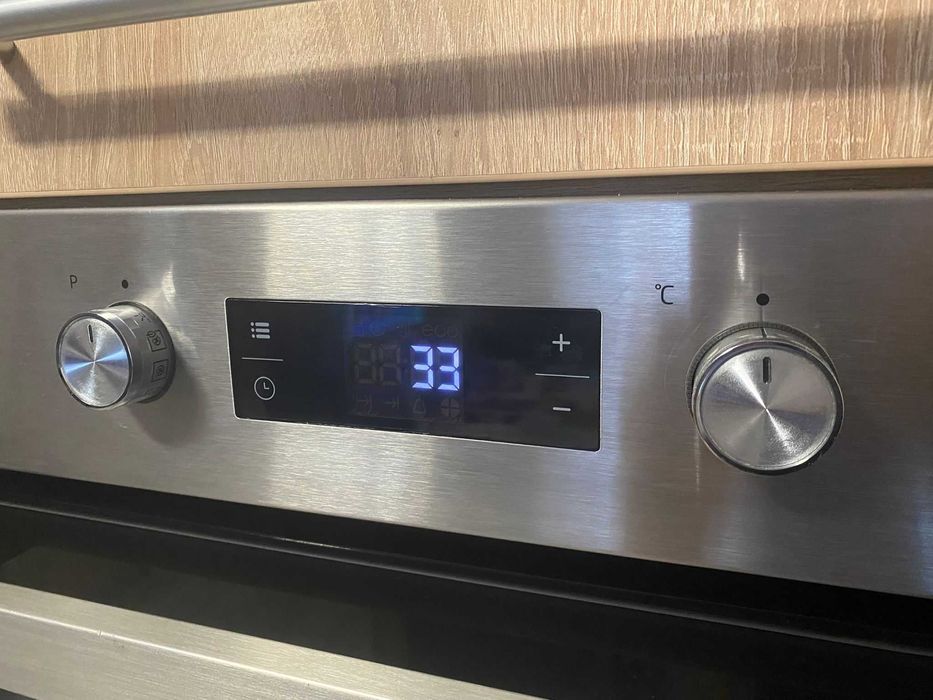 Vand cuptor electric incorporabil beko, stare perfecta