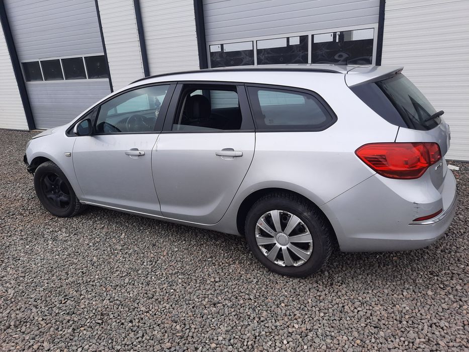 Vand usi, geam, bord Opel Astra j